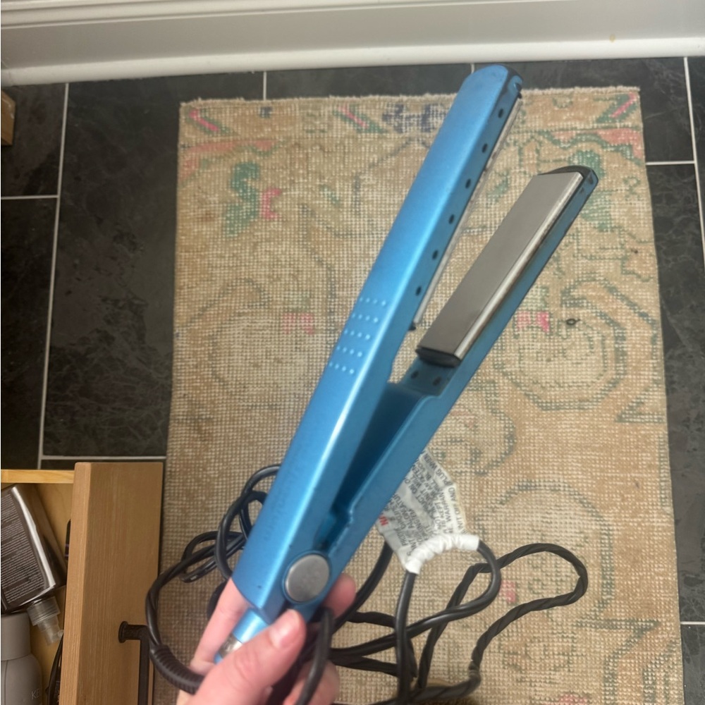 BaByliss Blue Hair Straightener